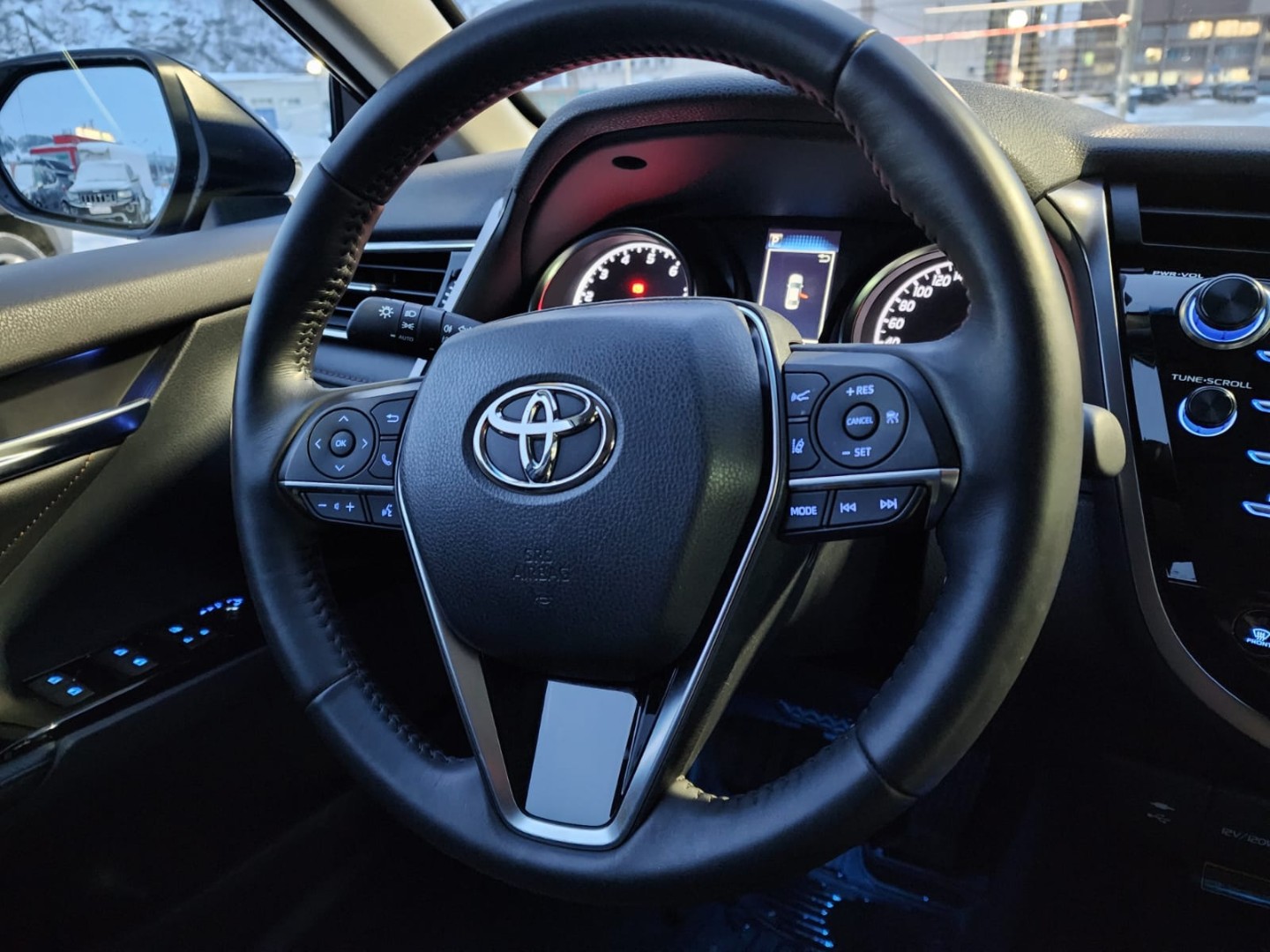 Toyota Camry, 2021 г.в., пробег 5 770 км, цена, фото, Мурманск